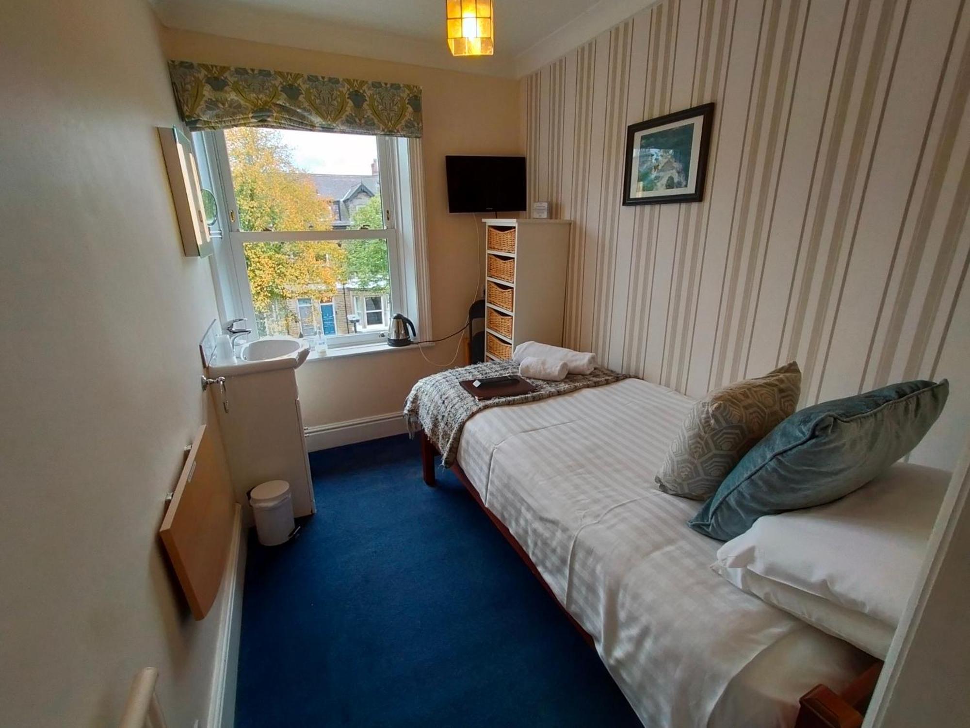 Hotel Arden House Harrogate Esterno foto